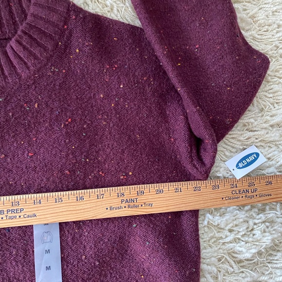 NWT! Old Navy Sweater Women’s size Medium - Picture 7 of 10